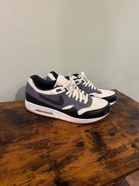 Nike Air Max 1 Essential Black Sail Gum 537383-124